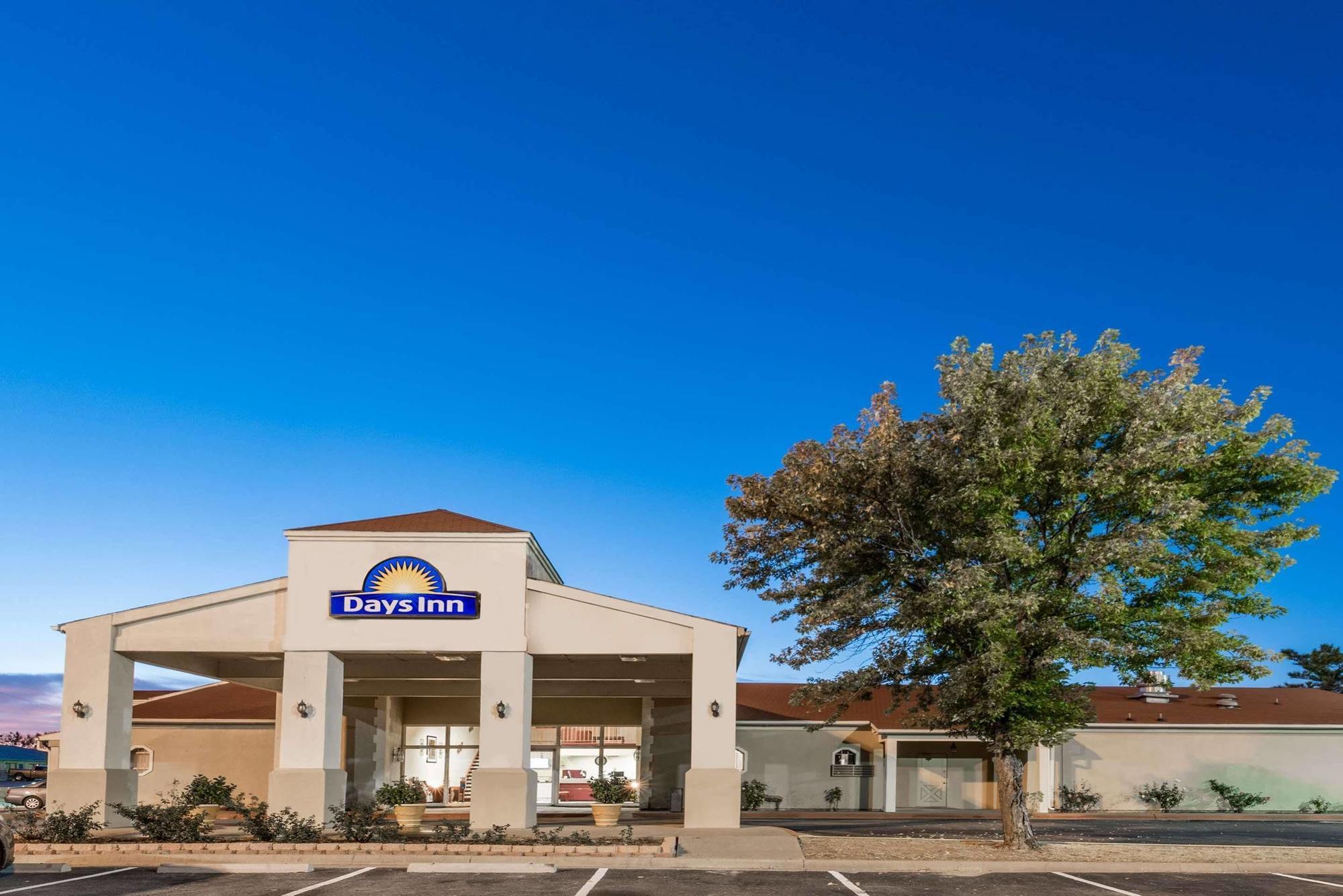 Days Inn By Wyndham Eastland מראה חיצוני תמונה