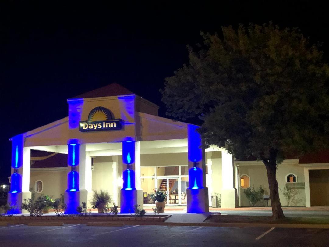 Days Inn By Wyndham Eastland מראה חיצוני תמונה