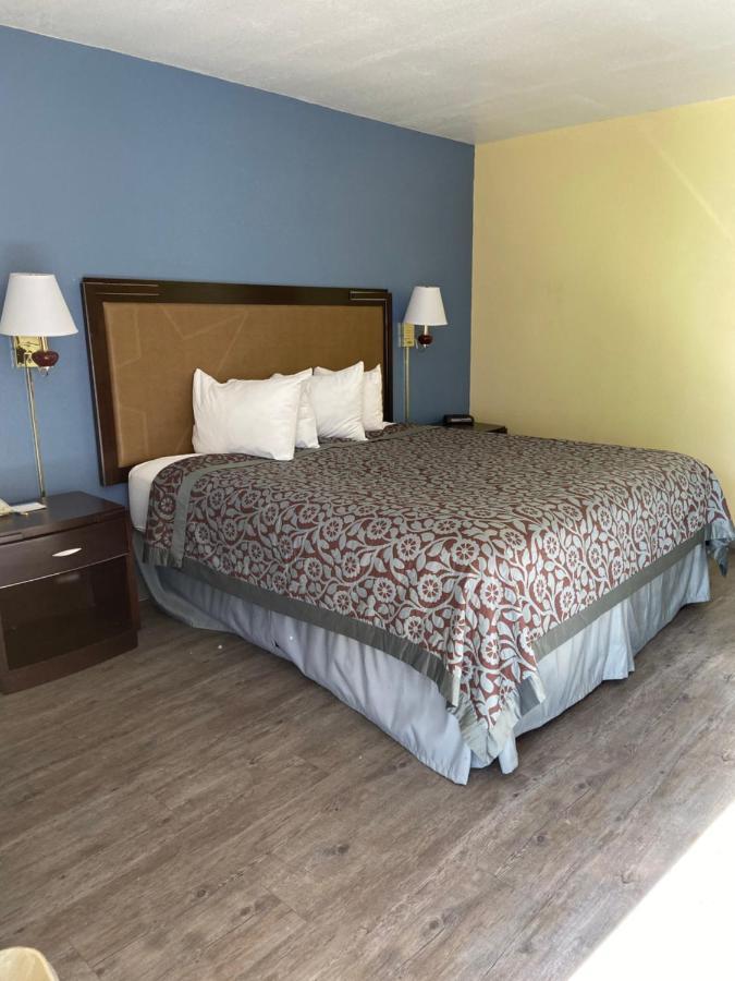 Days Inn By Wyndham Eastland מראה חיצוני תמונה